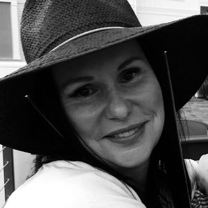 Lovely Bird Malibu Black Hat